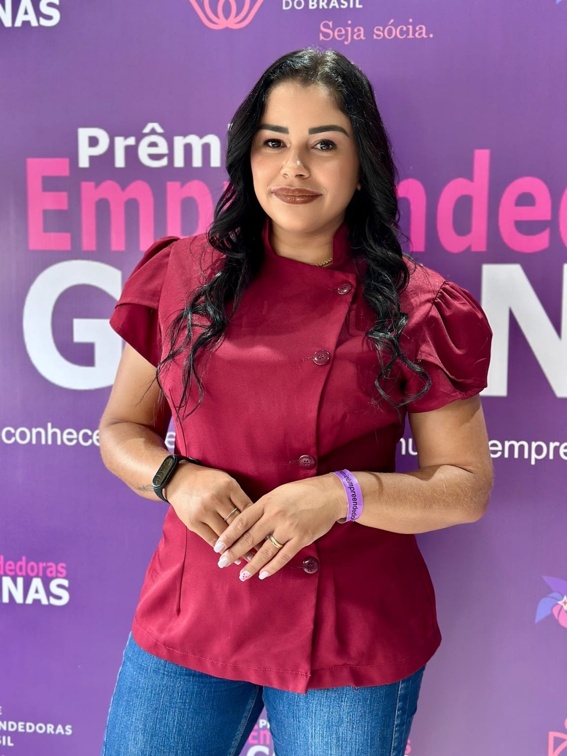 Thays em reconhecimento ao empreendedorismo